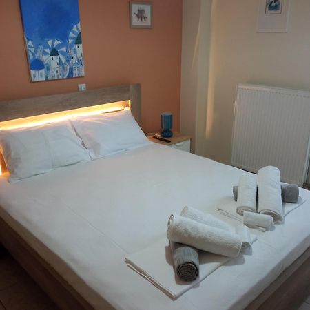 Apartament Sofia'S Garden Néa Péramos Zewnętrze zdjęcie