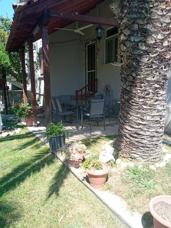 Apartament Sofia'S Garden Néa Péramos Zewnętrze zdjęcie