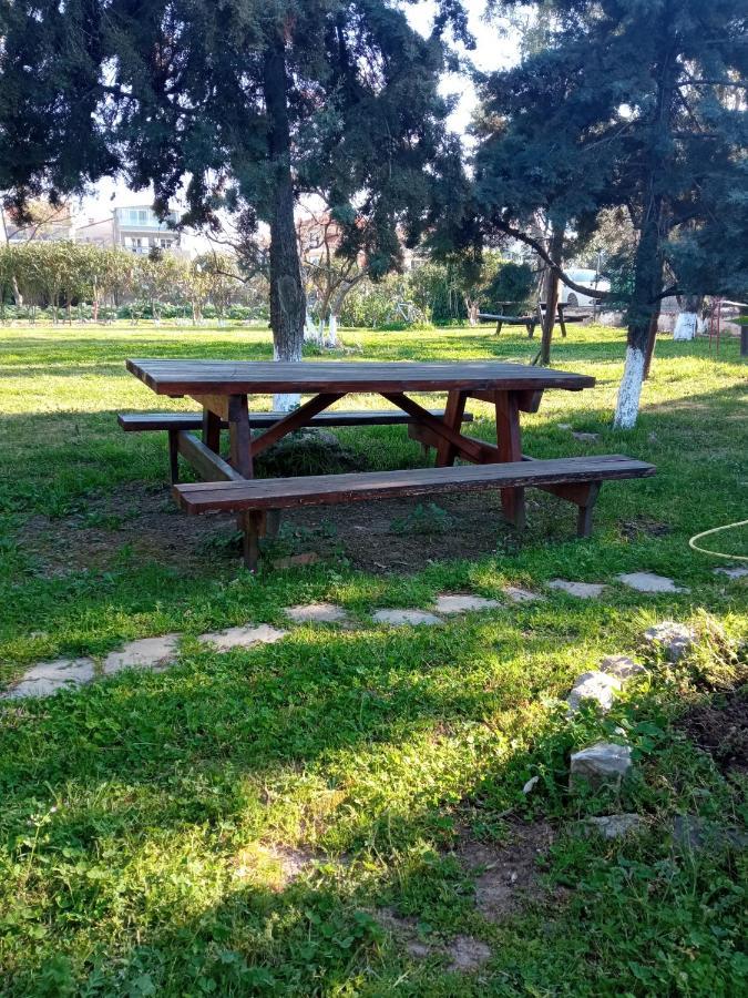 Apartament Sofia'S Garden Néa Péramos Zewnętrze zdjęcie