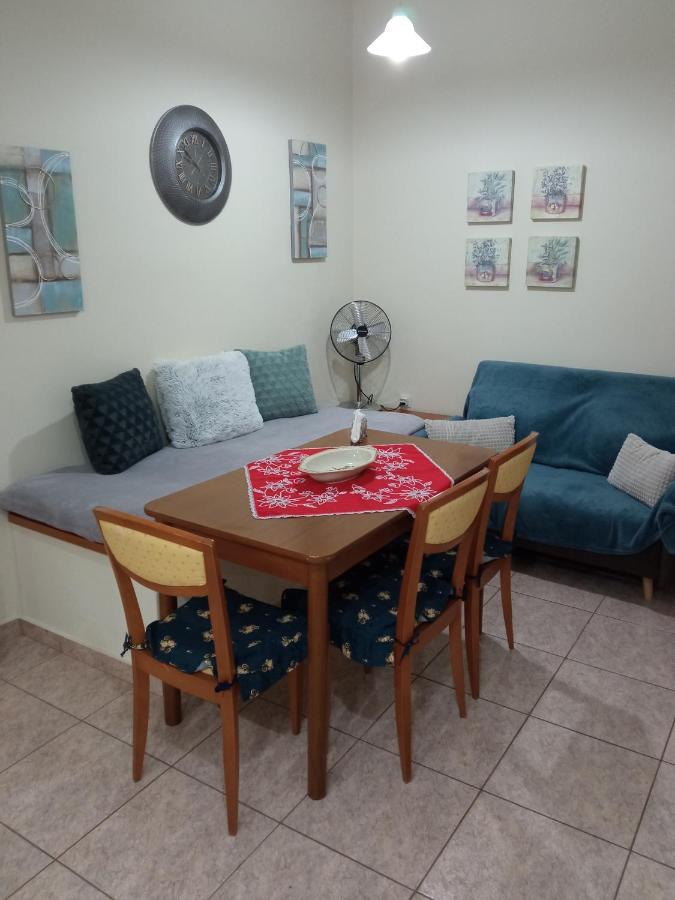 Apartament Sofia'S Garden Néa Péramos Zewnętrze zdjęcie