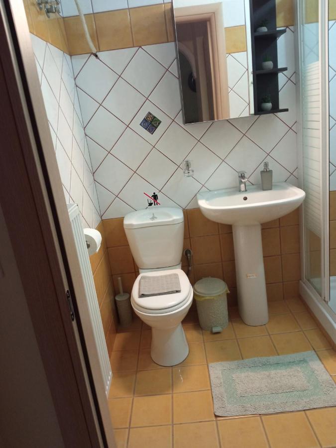 Apartament Sofia'S Garden Néa Péramos Zewnętrze zdjęcie