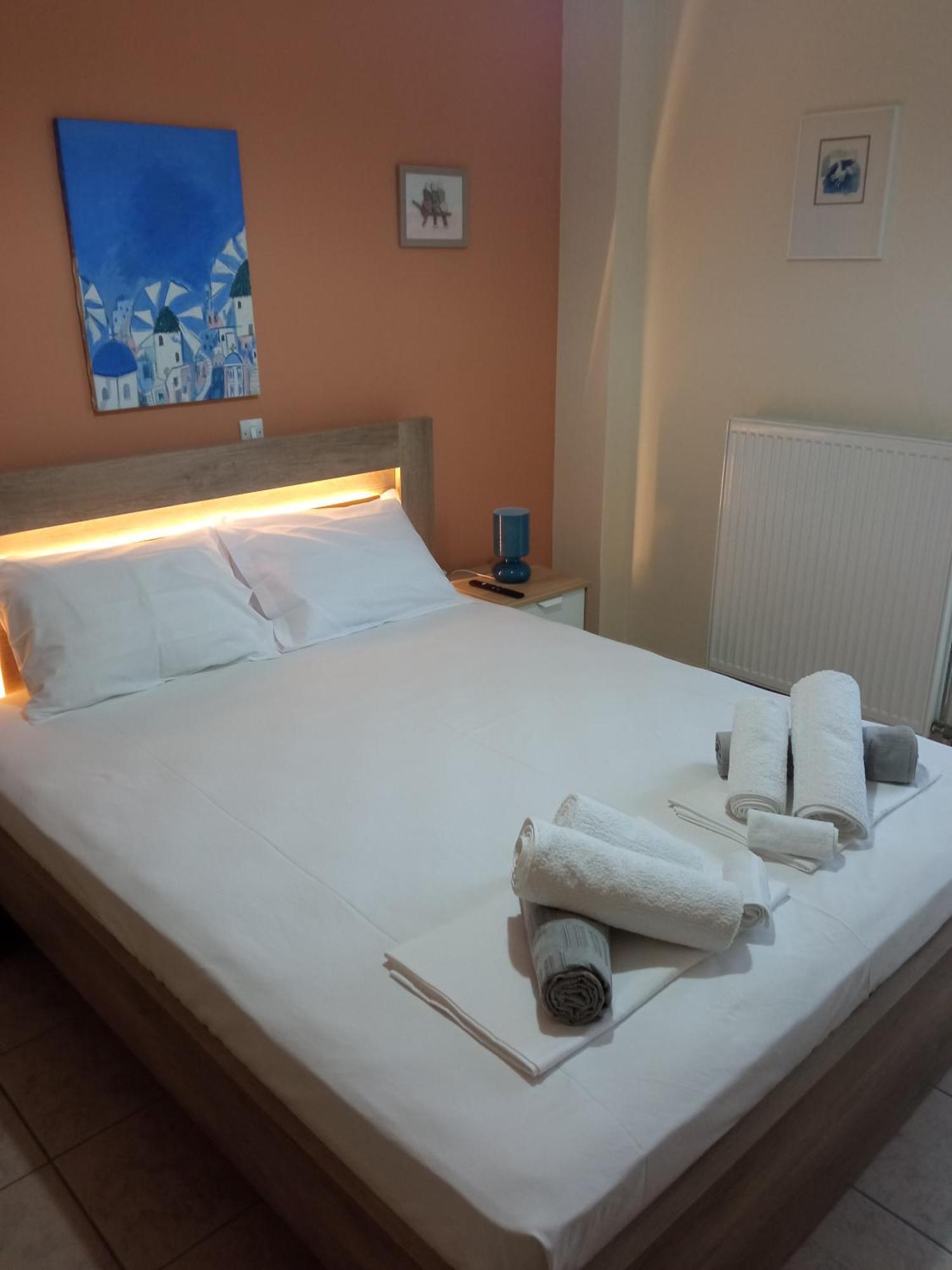 Apartament Sofia'S Garden Néa Péramos Zewnętrze zdjęcie